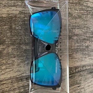 QUAY Australia sunglasses 🕶